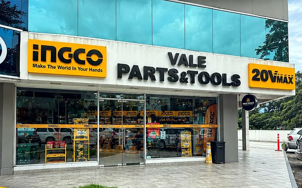 Fachada de Vale Parts & Tools en Plaza Cárdenas Center